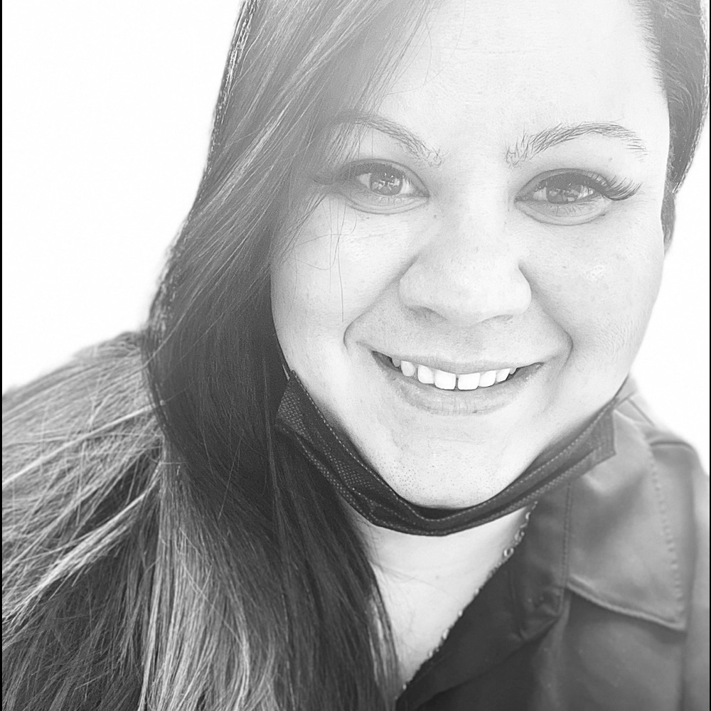 Meet your Posher, Olivia